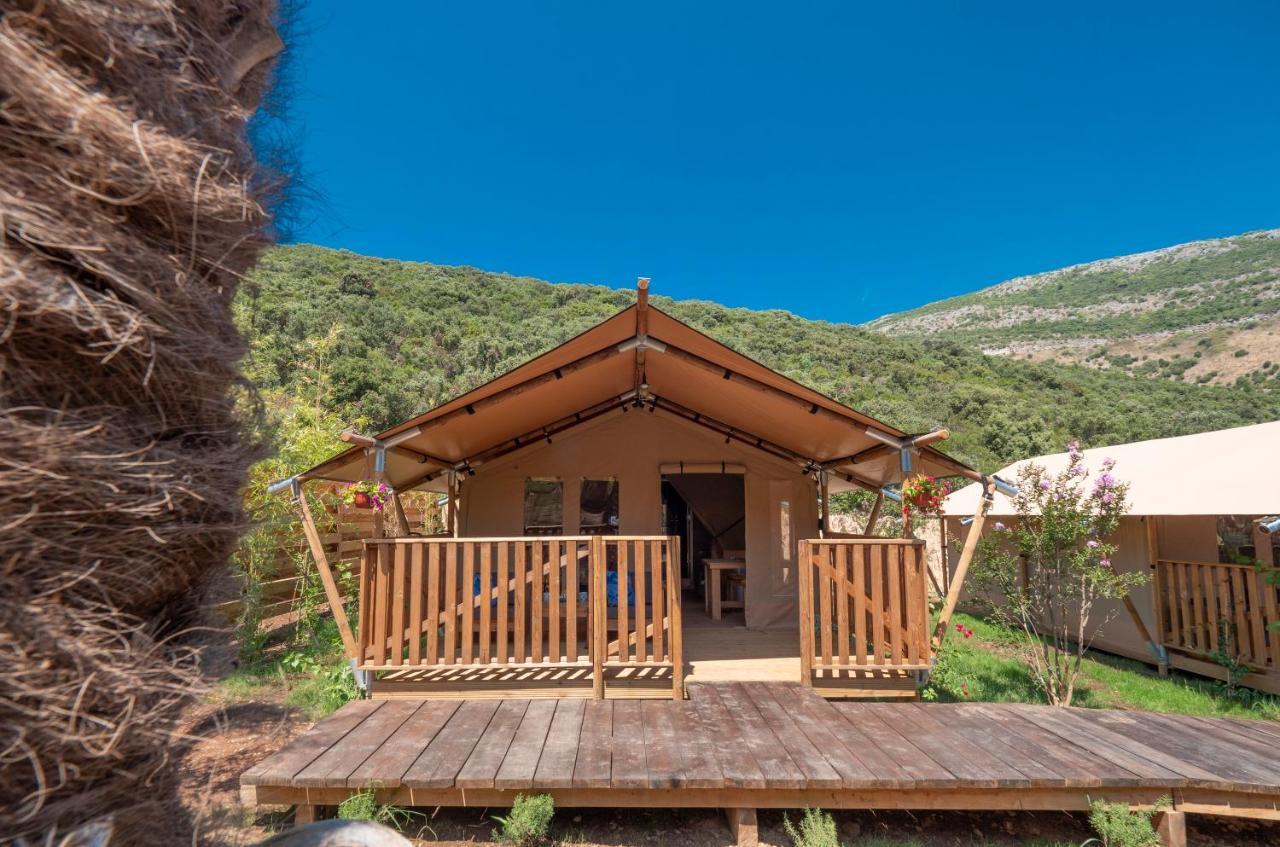 Sea Glamping Hotell Kotor Eksteriør bilde